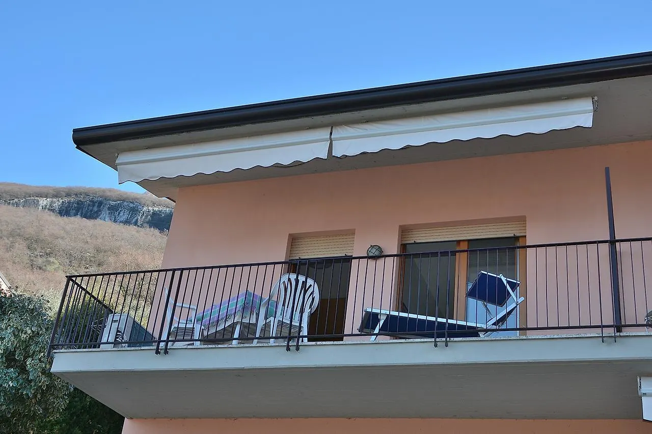 Residenza Candor With Pool Malcesine